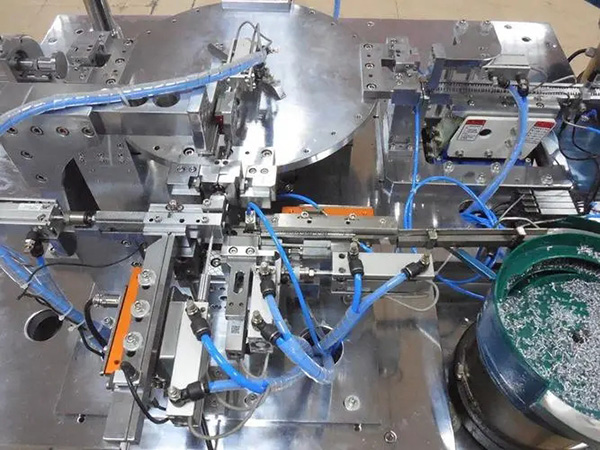 日升的主打產(chǎn)品介紹以及非標(biāo)自動(dòng)化趨勢(shì)